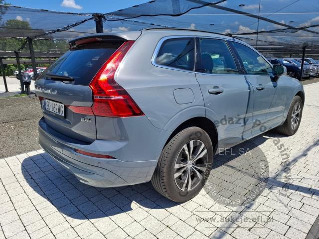 4 - VOLVO XC60 B4 D AWD Momentum Pro aut 2022r. SK162WG Pojazd znajduje się w firmie AACAR sp. z o.o. Kasztanowa 5, 32-400 Jawornik