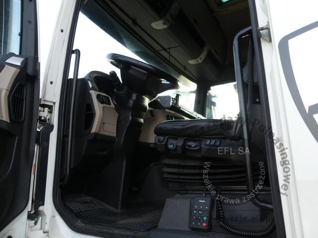 9 - MAN TGX 26.420 6X2-2 LL AUTOMAT 2017r.