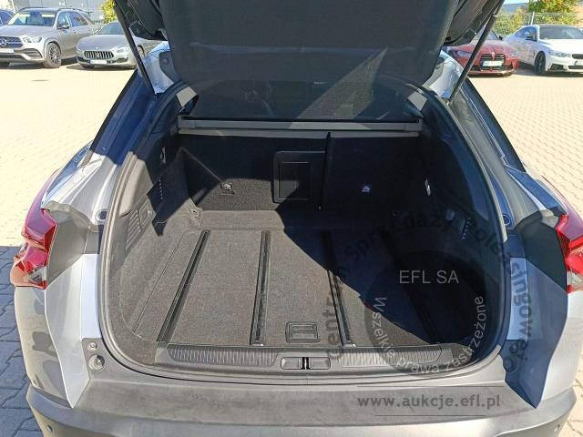 8 - Citroen C5 X 1.6 PureTech Shine EAT8 2022r. DW1TL63 Magnice