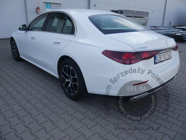 11 - MERCEDES - BENZ E200 4MATIC AUTOMAT SEDAN 2025r.