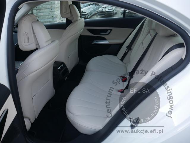 9 - MERCEDES - BENZ E200 4MATIC AUTOMAT SEDAN 2025r.