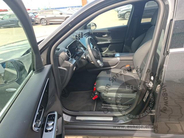 7 - MERCEDES-BENZ GLC 300 de 4-Matic Avantgarde 2025r. Pojazd znajduje się w firmie ARCTOS GROUP sp. z o.o. Al. Krakowska 7, 02-183 Warszawa