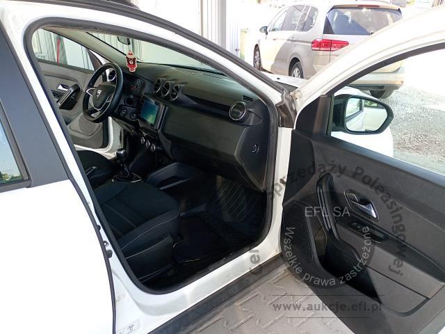 10 - DACIA Duster 1.0 TCe Comfort LPG 2022r. DW8SH39 Pojazd znajduje się w firmie ARCTOS GROUP sp. z o.o. Al. Krakowska 7, 02-183 Warszawa