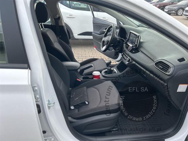 12 - Hyundai i30 1.5 T-GDI 48V Modern Kombi 2023r. DW4VY33 Magnice
