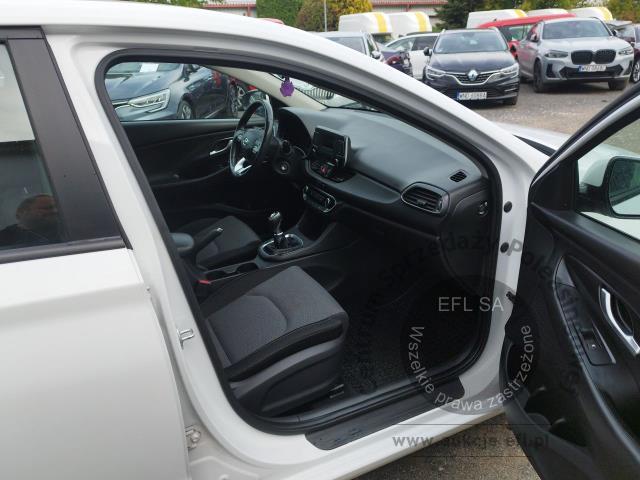 11 - Hyundai i30 1.5 DPI Classic + 2021r. DW5PK20 UWAGA!! Pojazd znajduje się w lokalizacji: Warszawa, Al. Krakowska 7, 02-183 Warszawa