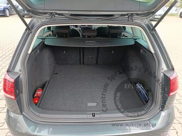 8 - Volkswagen Golf VII 1.5 TSI Evo Highline 2019r. DW1JG51 Magnice