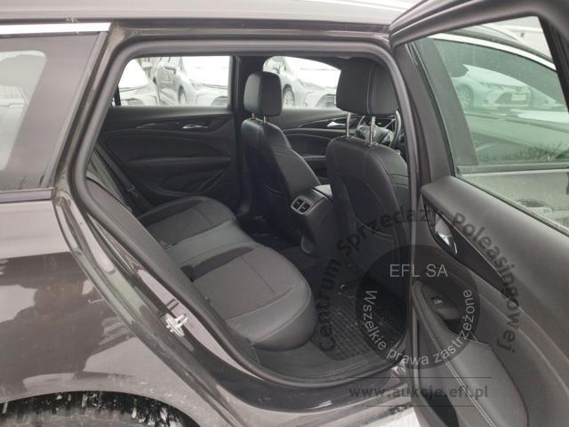 8 - Opel  Insignia  2021r. DW7NS23 USZKODZONY! Pojazd znajduje się w firmie ARCTOS GROUP sp. z o.o. Al. Krakowska 7, 02-183 Warszawa