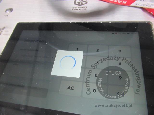 19 - Autonomiczna maszyna czyszcząca ECOBOT SCRUBBER 75