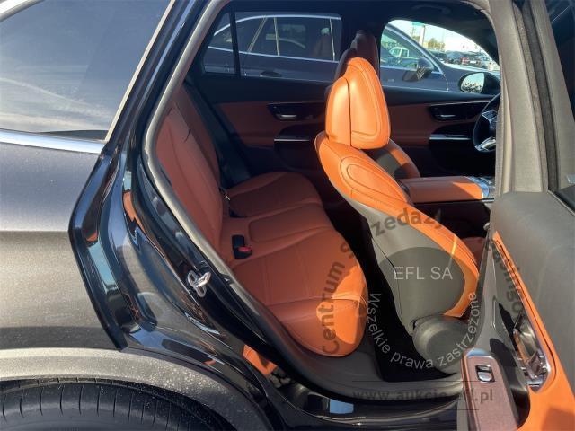 9 - MERCEDES BENZ GLC 300 DE 4-MATIC AVANTGARDE plug-in 2024r. DX31075 Magnice