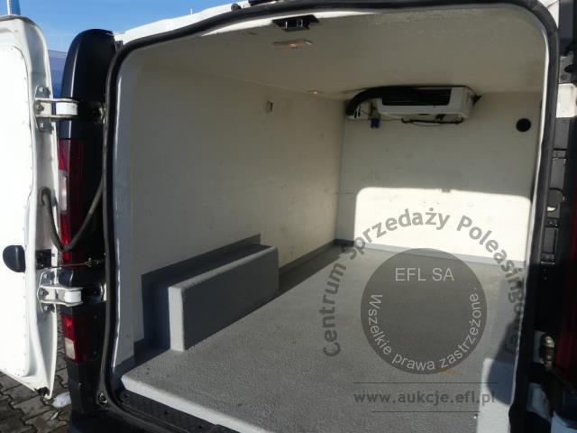 11 - RENAULT TRAFIC 1.6 DCI 2017r.