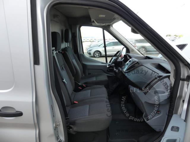 8 - FORD TRANSIT 2.0 170KM IZOTERMA 2018r.