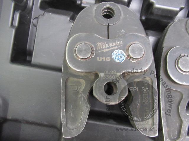 16 - Zaciskarka do rur - akumulatorowa MILWAUKEE