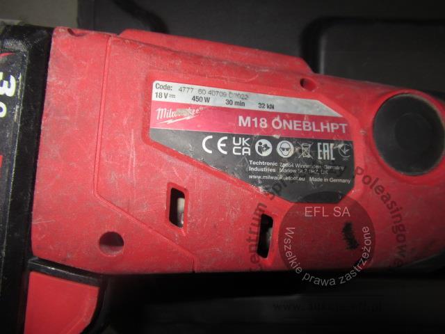 6 - Zaciskarka do rur - akumulatorowa MILWAUKEE