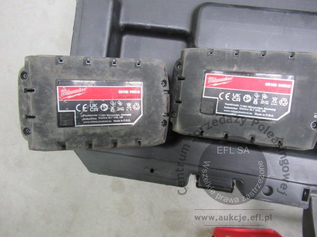 9 - Zaciskarka do rur - akumulatorowa MILWAUKEE