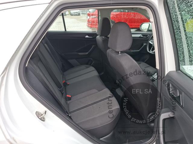 10 - Volkswagen T-ROC 1.5 TSI Life Hatchback 2023r. DW8UE37 Magnice