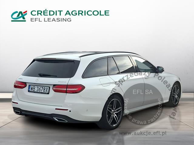 8 - MERCEDES - BENZ E 220 D 4MATIC AUTOMAT 2018r.