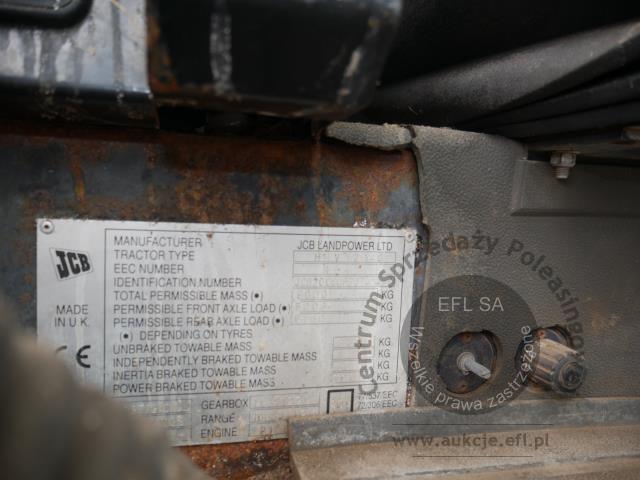 11 - Ciągnik rolniczy JCB FASTRAC 2140 2006r.