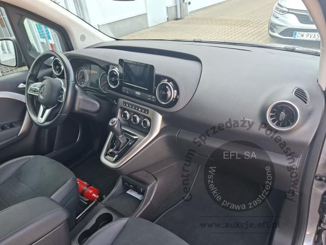 10 - MERCEDES-BENZ T180 D PROGRESSIVE AUT 2023r. DW4VX12 Magnice