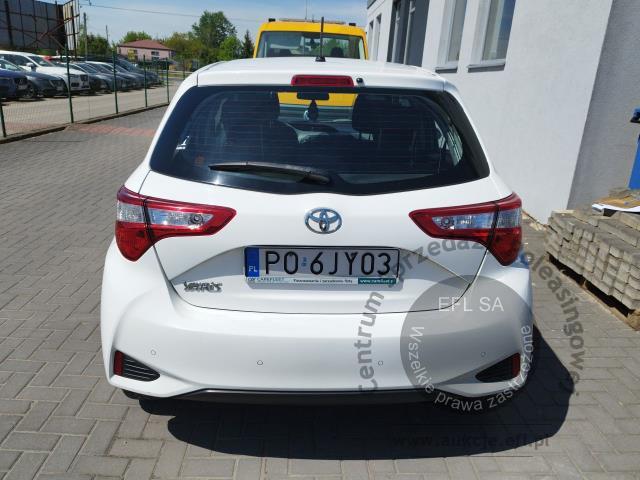 4 - Toyota Yaris 1.0 Active 2018r. PO6JY03 UWAGA!! Pojazd znajduje się w lokalizacji: Janki, Al. Krakowska 52, 05-090 Janki