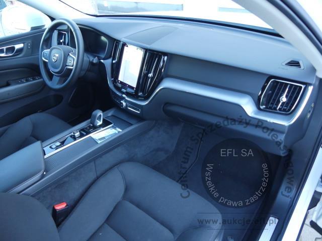 13 - Volvo XC 60 B4 B Momentum Pro aut Kombi 2022r. WND0849C Magnice