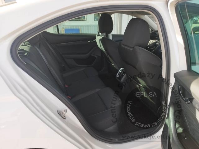 9 - Skoda Octavia 2.0 TDI Ambition 2022r. WND1847C Pojazd znajduje się w firmie ARCTOS GROUP sp. z o.o. Al. Krakowska 7, 02-183 Warszawa
