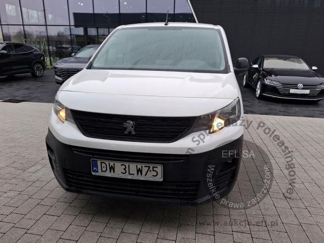 2 - PEUGEOT Partner 1.5 BlueHDi L1 Premium 2020r. DW3LW75 Pojazd znajduje się w firmie AACAR sp. z o.o. Kasztanowa 5, 32-400 Jawornik