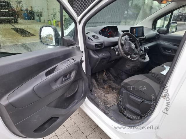 9 - PEUGEOT Partner 1.5 BlueHDi L1 Premium 2020r. DW3LW75 Pojazd znajduje się w firmie AACAR sp. z o.o. Kasztanowa 5, 32-400 Jawornik