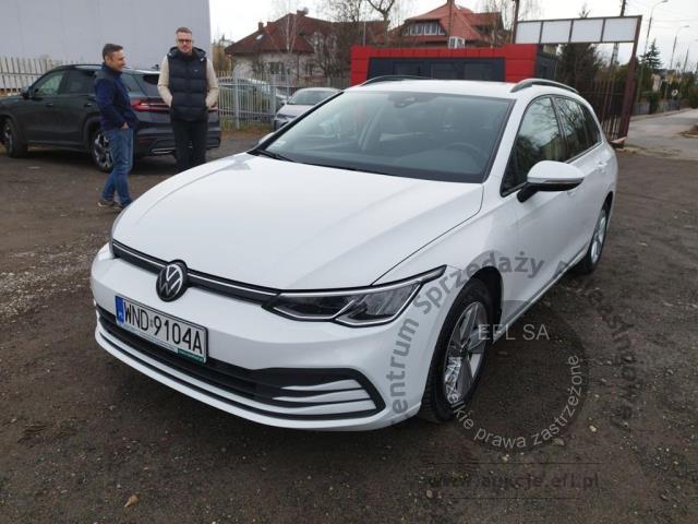 1 - Volkswagen Golf VIII 1.5 TSI EVO Life Komb  2022r. WND9104A Pojazd znajduje się w firmie ARCTOS GROUP sp. z o.o. Al. Krakowska 7, 02-183 Warszawa