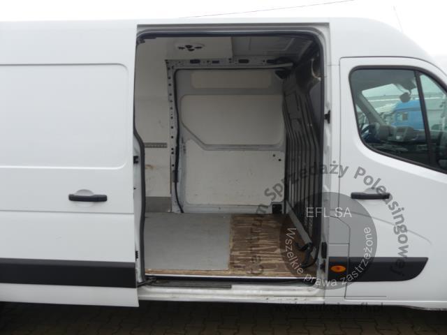 10 - RENAULT MASTER 2.3 DCI FURGON 2021r.