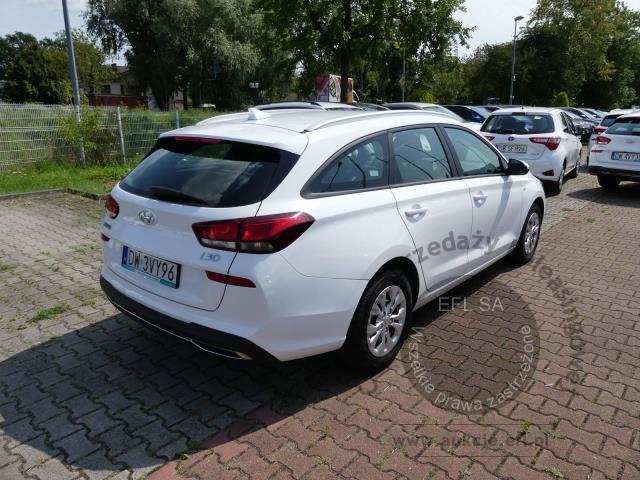 3 - Hyundai i30 1.5 T-GDI 48V Modern 2023r. DW3VY96 UWAGA!! Pojazd znajduje się w firmie AUTO MOTO CENTRUM sp. z o.o. ul. Ostrowska 328 (przy Trasie Katowickiej) 61-312 Poznań
