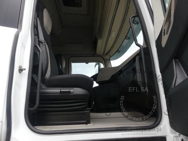 9 - FORD F-MAX 500 4X2 AUTOMAT 2023r.