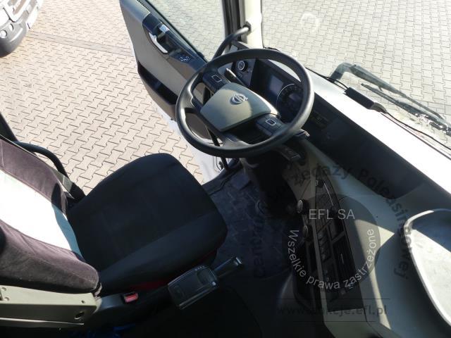 4 - VOLVO FH 460 LNG 4X2 AUTOMAT 2019r.