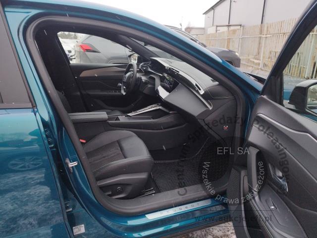 8 - Peugeot 408 1.2 PureTech GT S&amp;S EAT8 2024r. WZ351KK Pojazd znajduje się w firmie ARCTOS GROUP sp. z o.o. Al. Krakowska 7, 02-183 Warszawa