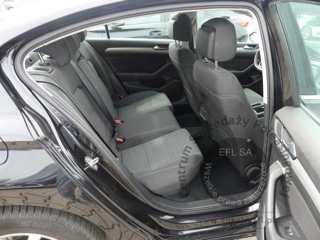 8 - VOLKSWAGEN PASSAT 1.5 TSI 150KM Sedan 2022r. DW8RY58 Magnice