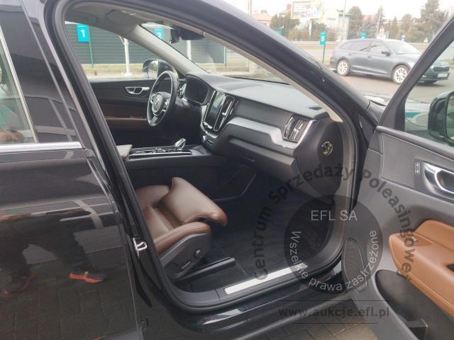 11 - Volvo XC60 B4 AWD Inscription aut 2020r. WX5889C UWAGA!! Pojazd znajduje się w lokalizacji: Janki, Al. Krakowska 52, 05-090 Janki