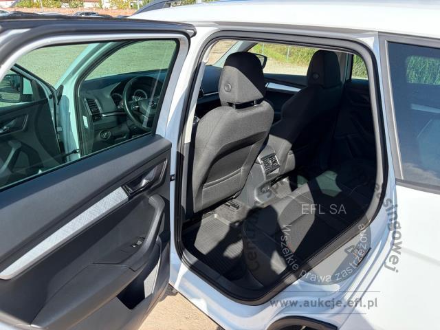 8 - SKODA Karoq 2.0 TDI SCR 4x2 Ambition 2022r. WND1884C Pojazd znajduje się w firmie ARCTOS GROUP sp. z o.o. Al. Krakowska 7, 02-183 Warszawa
