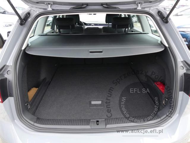 11 - VOLKSWAGEN  PASSAT VARIANT 2.0 TDI 150KM 2023r.