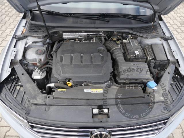 3 - VOLKSWAGEN  PASSAT VARIANT 2.0 TDI 150KM 2023r.