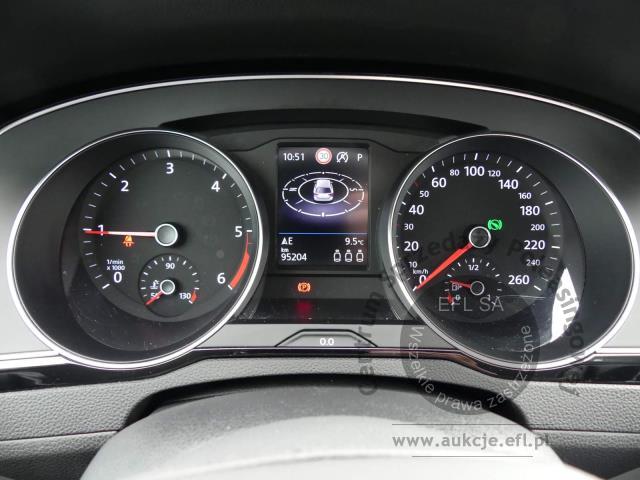 5 - VOLKSWAGEN  PASSAT VARIANT 2.0 TDI 150KM 2023r.
