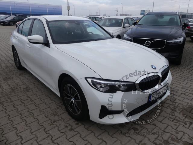 3 - BMW 318d Sedan Automat mHEV 2021r.