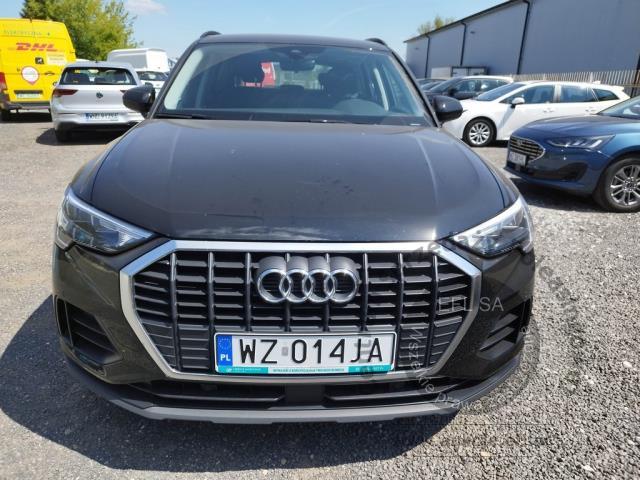 2 - Audi Q3 35 TDI S tronic 2024r. WZ014JA Pojazd znajduje się w firmie ARCTOS GROUP sp. z o.o. Al. Krakowska 7, 02-183 Warszawa