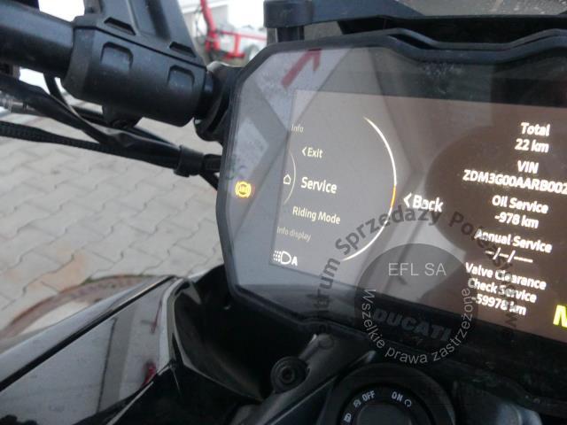 7 - DUCATI DIAVEL V4 GRANTURISMO 2023r.