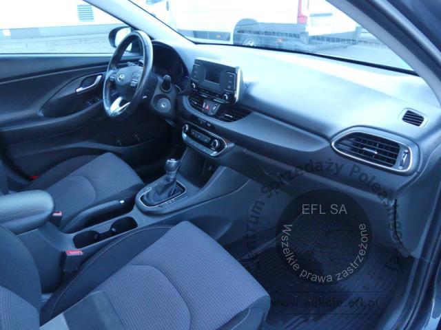 6 - HYUNDAI  I30 1.6 CRDI DCT KOMBI 2021r.