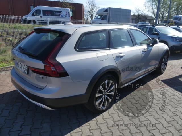 3 - Volvo V90 Cross Country B5 D AWD 2023r. WZ005GG UWAGA!! Pojazd znajduje się w firmie AUTO MOTO CENTRUM sp. z o.o. ul. Ostrowska 328 (przy Trasie Katowickiej) 61-312 Poznań