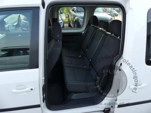 6 - Volkswagen Caddy Maxi 2.0 TDI Trendline 2020r. DW2LR73 Magnice
