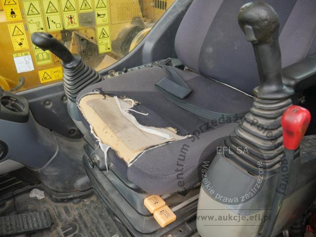 22 - Koparka gąsienicowa KOMATSU PC228 USLC-11 2018r.