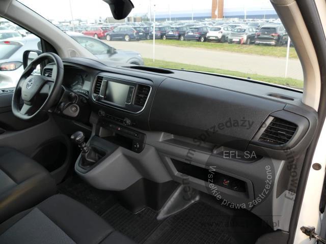 8 - Opel Vivaro 2.0 CDTI Extra Long 3,1 2022r. DW5TU99 Magnice