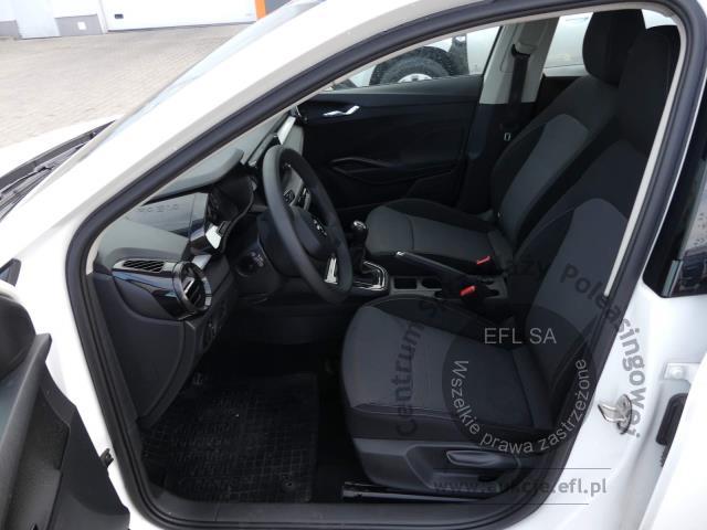 5 - Skoda Fabia 1.0 Ambition Hatchback  2023r. DW5UE72 Magnice