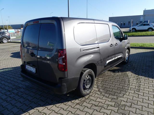 4 - Toyota Proace City 1.5 D-4D Long 2,3t 2020r. DW9LC73 Magnice