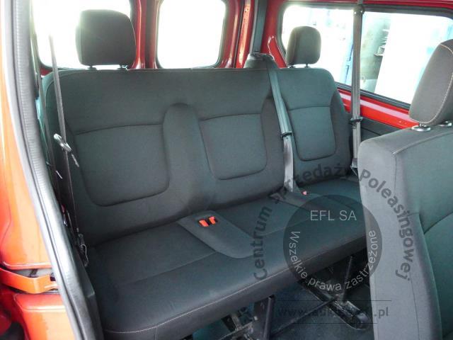 13 - RENAULT TRAFIC 1.6 DCI 121KM 9 OSOBOWY 2019r.